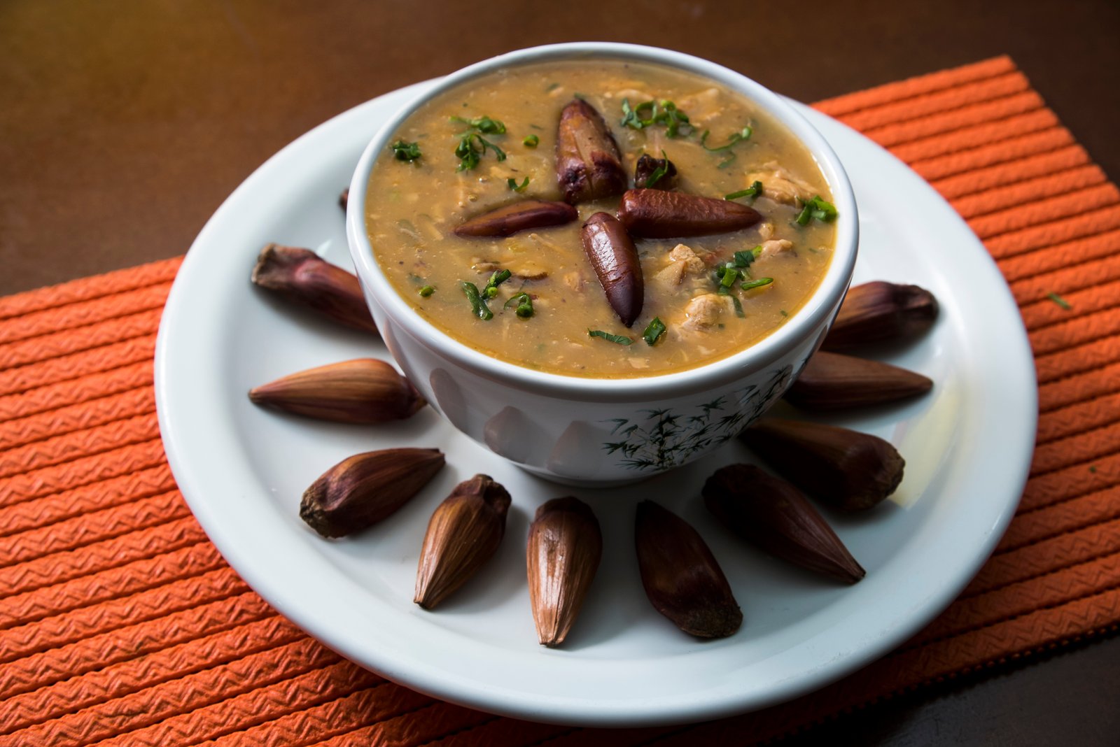 Sopa de Pinhão com Aipim e Lombo Suíno do Jeito Mineiro para o Festival de Inverno do Centro Histórico de Curitiba 2018