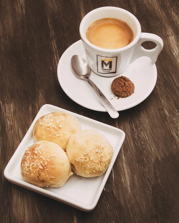  Espresso duplo + Pãozinho Delícia do Café Municipal Mercês para a Coffee Week Curitiba 2018