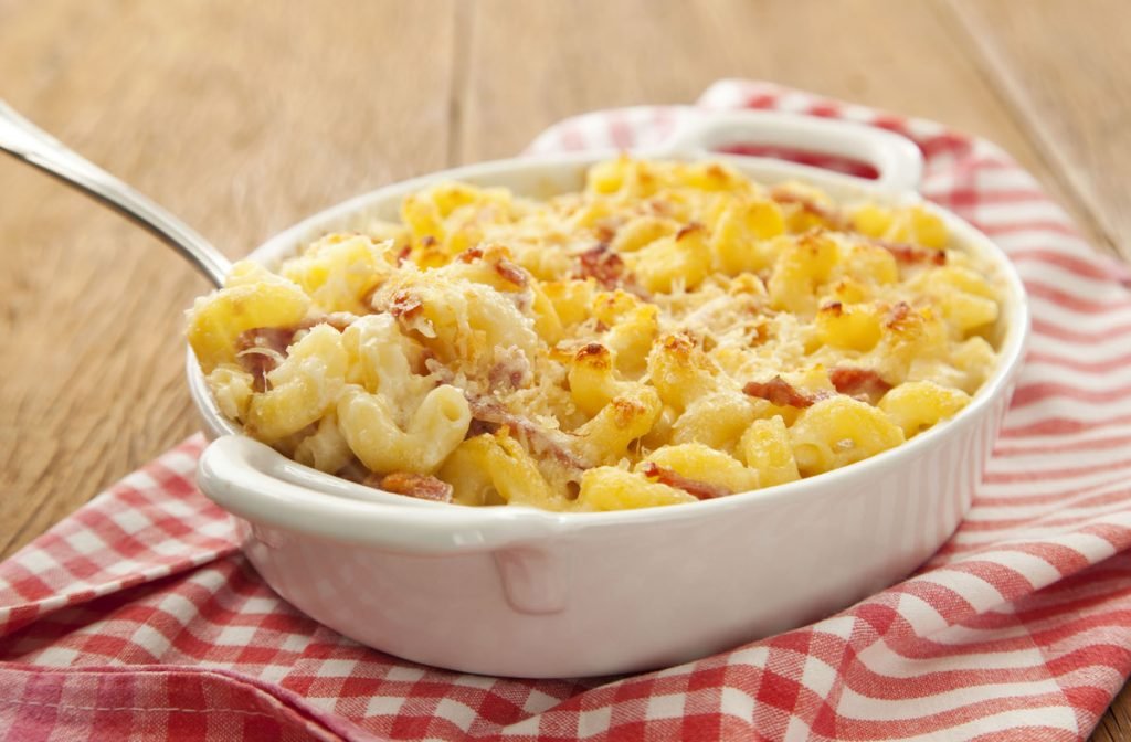 Receita by Isabela: Mac and Cheese simplificado com salame