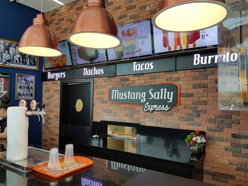 Mustang Sally Pátio Batel